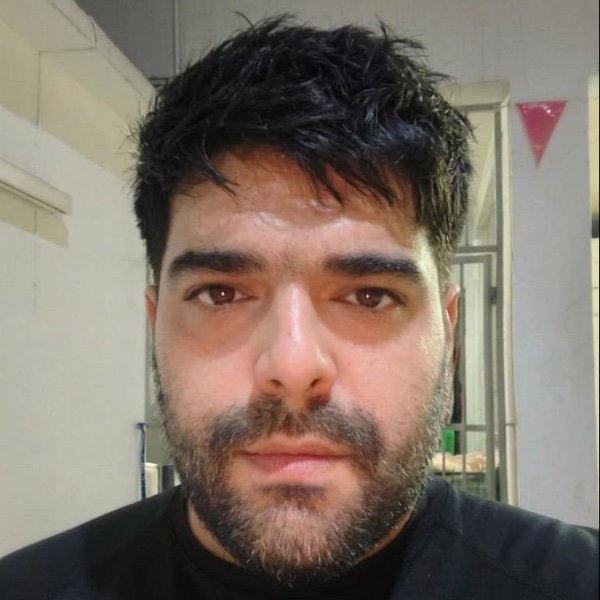 ROBERTO REYNA MORALES
